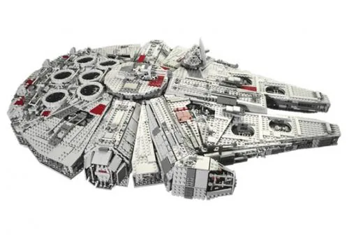 LEGO Millennium Falcon (2007)