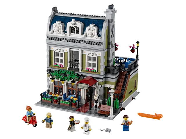 LEGO Parisian Restaurant 10243