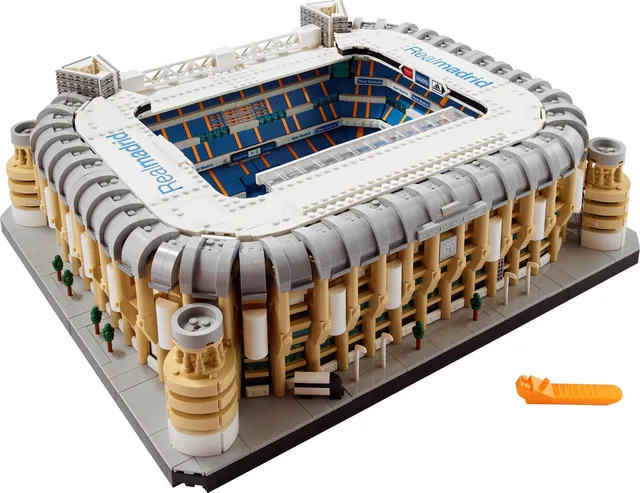 LEGO Real Madrid - Santiago Bernabéu Stadium 10299