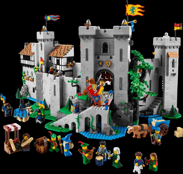 LEGO Lion Knights' Castle (2022)