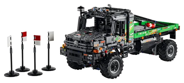 LEGO 4x4 Mercedes-Benz Zetros Trial Truck 42129