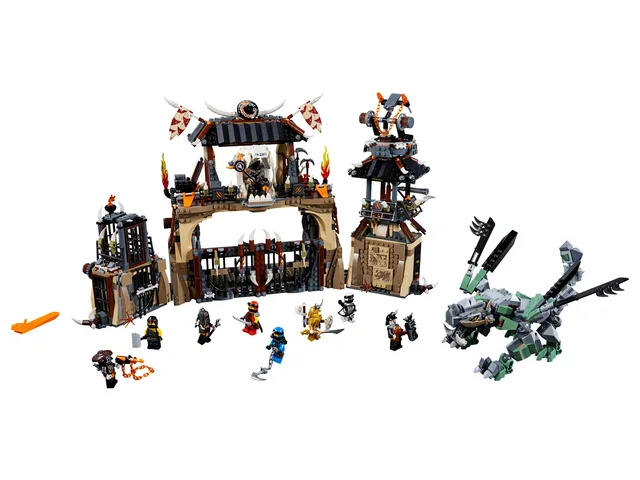 LEGO Dragon Pit 70655