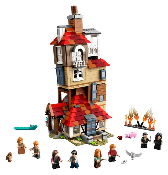 LEGO Attack on the Burrow 75980