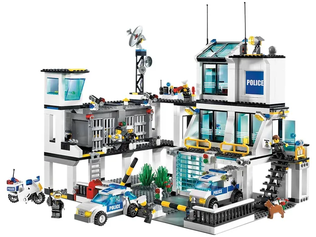 LEGO Police Headquarters 7744
