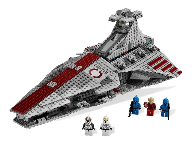 LEGO Venator-class Republic Attack Cruiser 8039