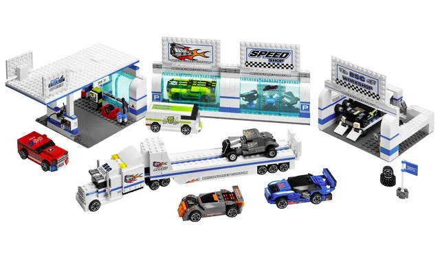 LEGO Brick Street Customs 8154