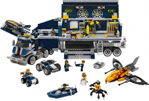 LEGO Mobile Command Centre 8635